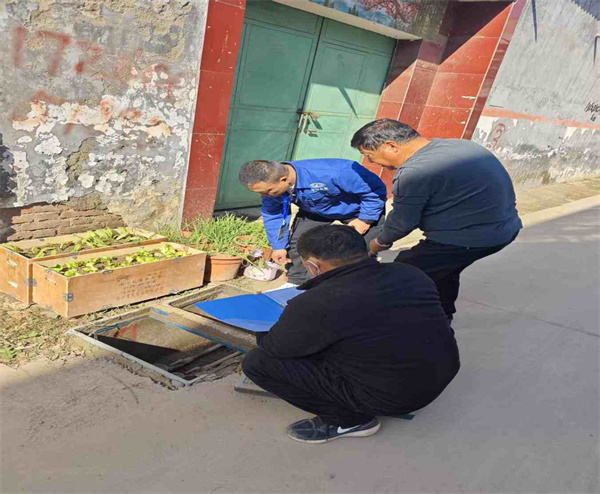 貼心服務(wù)暖民心  供水保障零距離   ——周口銀龍水務(wù)流動(dòng)服務(wù)進(jìn)社區(qū)，精準(zhǔn)破解城鄉(xiāng)用水難題